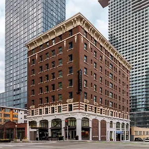 kimpton-palladian-hotel.seattlehotelsites.com/