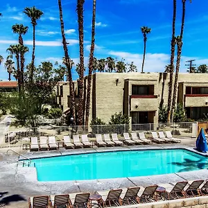 Resort Desert Vacation ***
