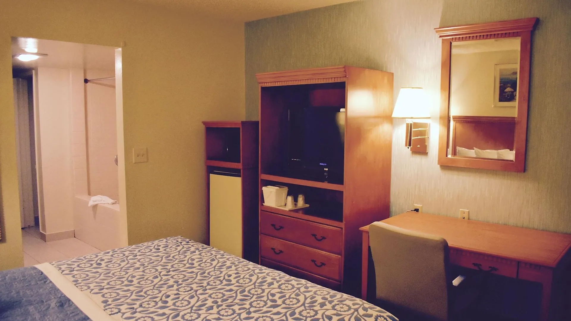 Days Inn By Wyndham Anaheim Near The Park