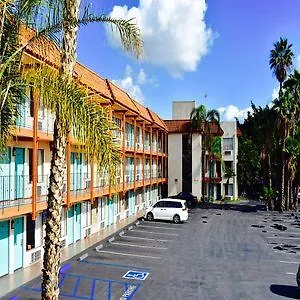 Days Inn By Wyndham Anaheim Near The Park Hotel