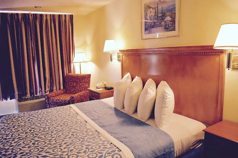 Days Inn By Wyndham Anaheim Near The Park 2*,  United States